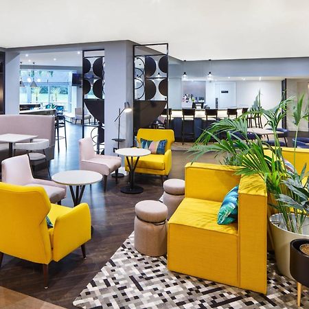 Delta Hotels By Marriott Milton Keynes Bagian luar foto
