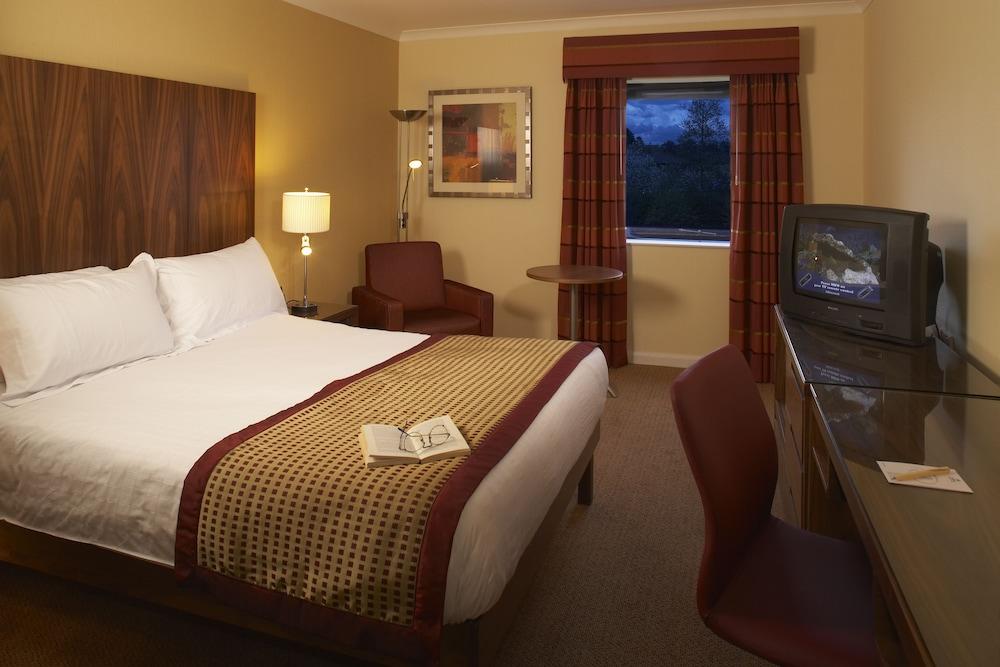 Delta Hotels By Marriott Milton Keynes Ruang foto