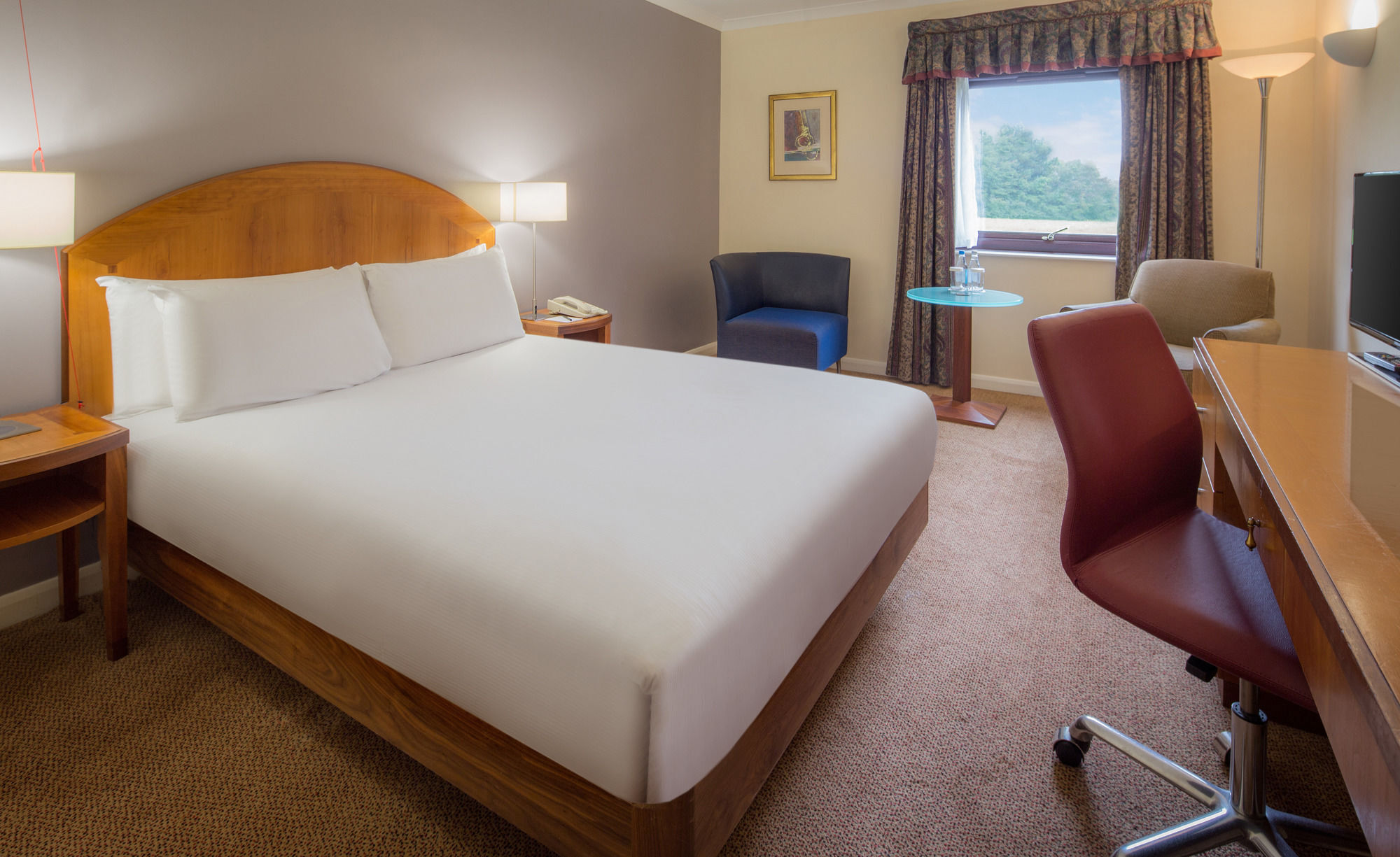 Delta Hotels By Marriott Milton Keynes Bagian luar foto