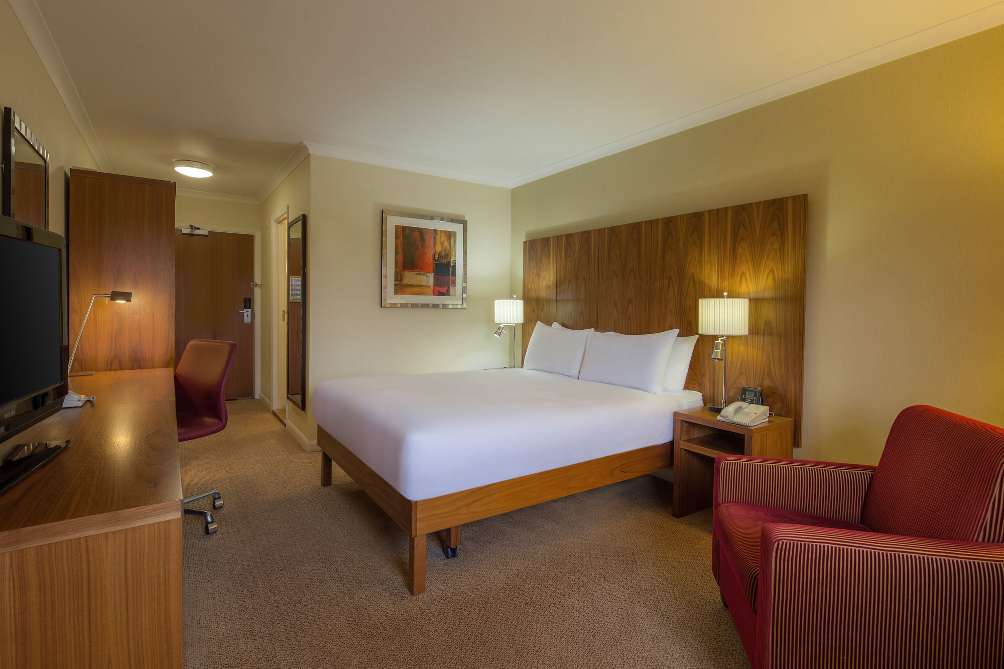 Delta Hotels By Marriott Milton Keynes Bagian luar foto
